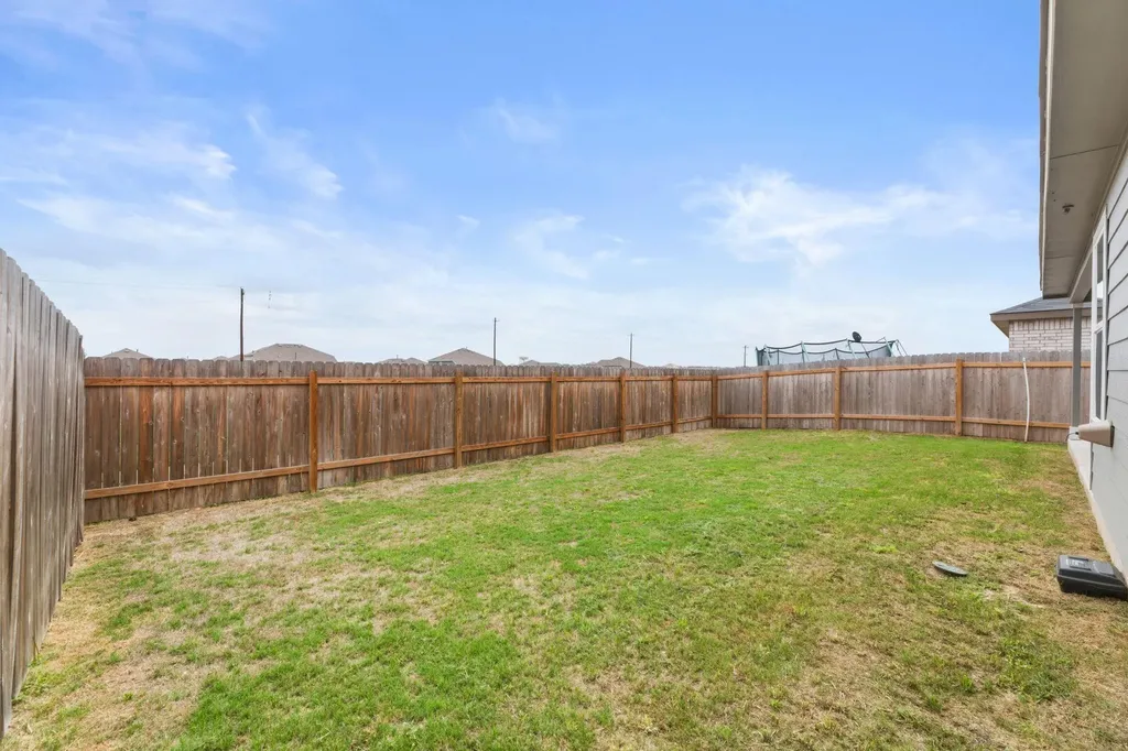 185 Sormonne Loop Kyle TX 78640