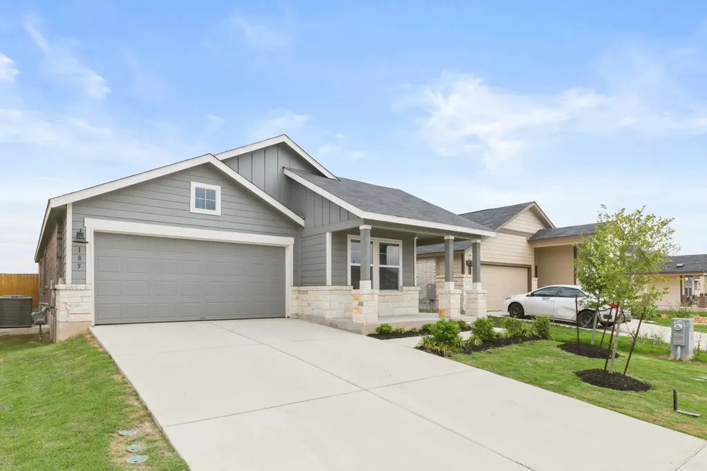 185 Sormonne Loop Kyle TX 78640