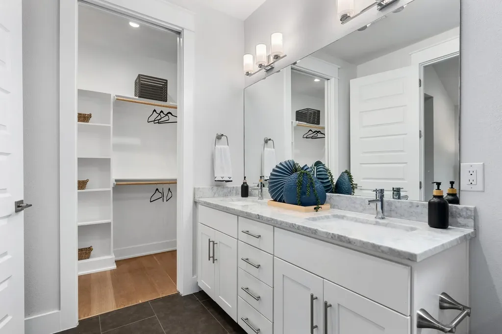 1409 Alegria Road Austin TX 78757