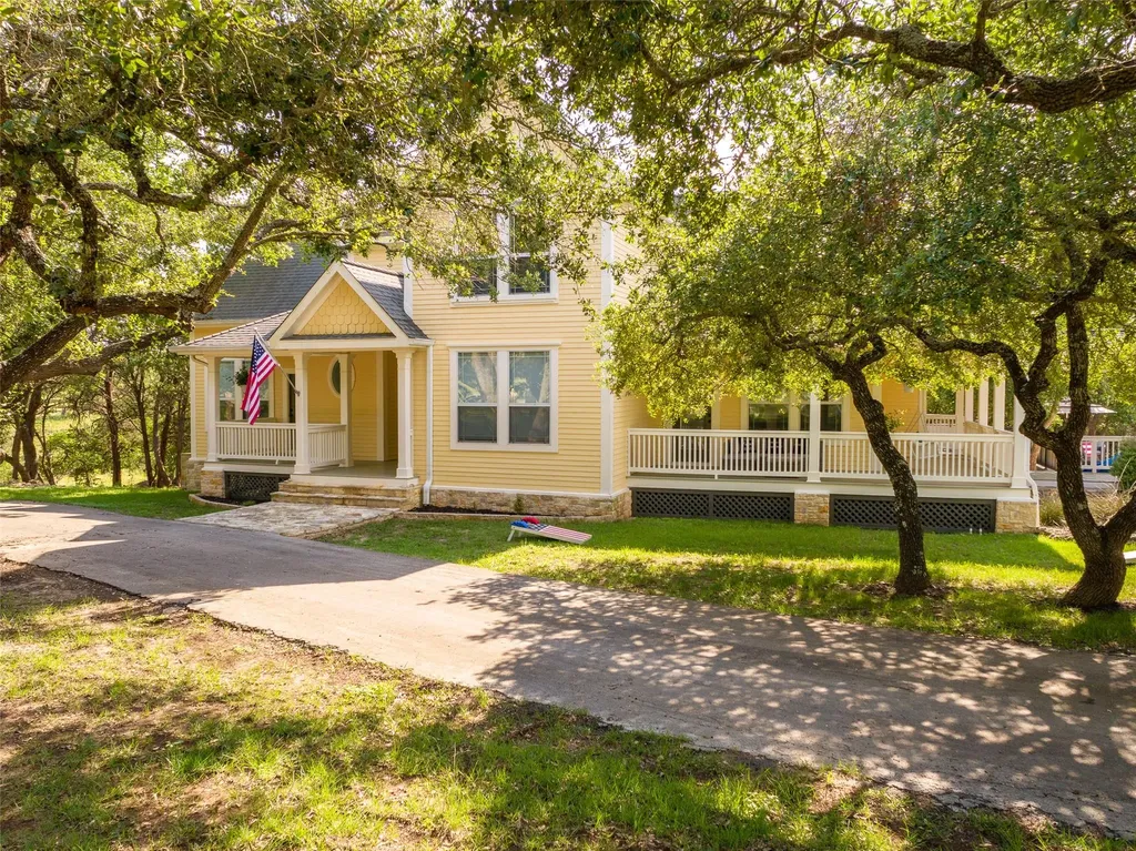 223 Twidwell Dripping Springs TX 78620
