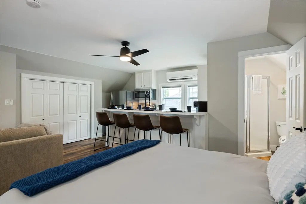 223 Twidwell Dripping Springs TX 78620