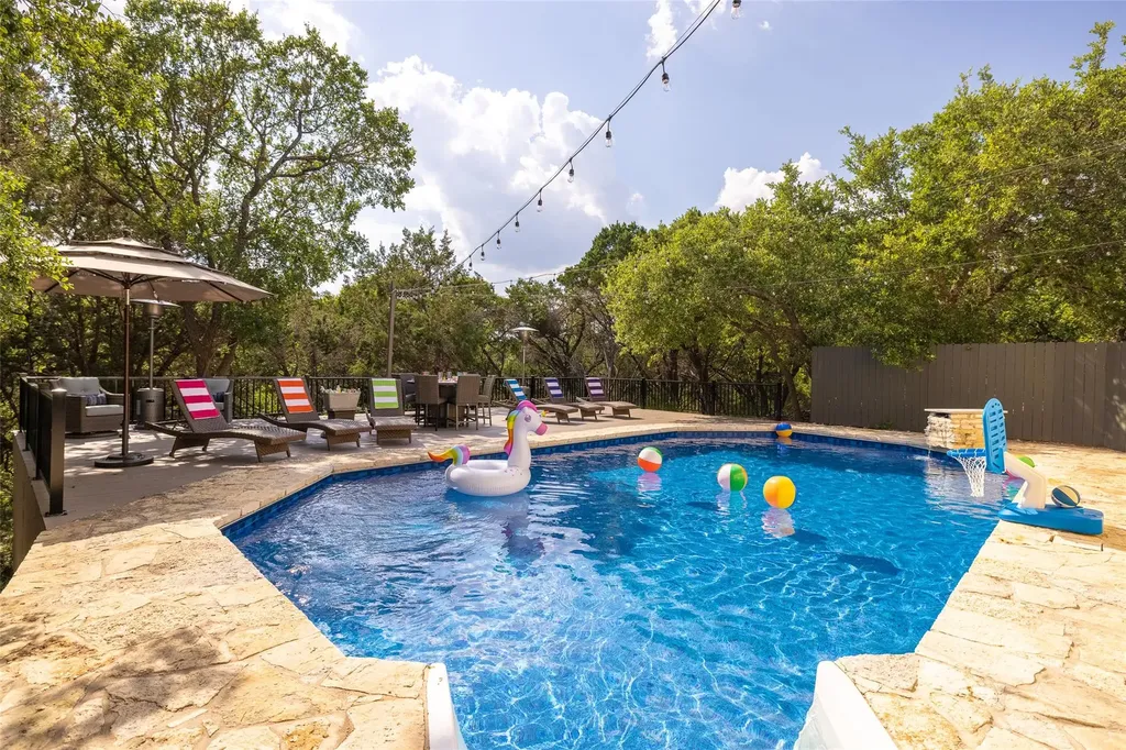 223 Twidwell Dripping Springs TX 78620