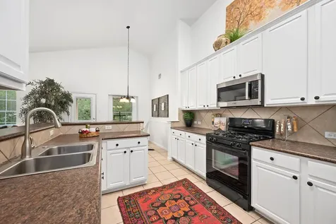 10713 Chippenhook Court Austin TX 78748