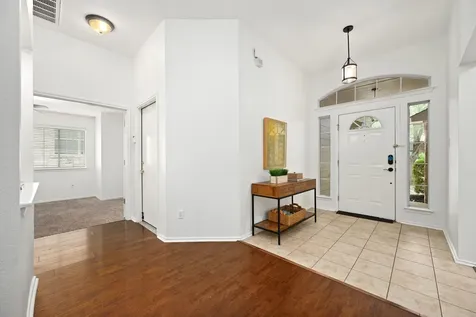 10713 Chippenhook Court Austin TX 78748