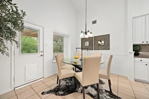 10713 Chippenhook Court Austin TX 78748