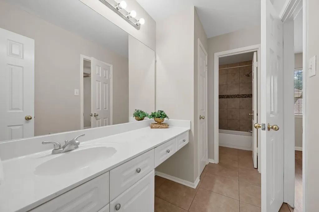 2054 Kimbrook Drive Round Rock TX 78681