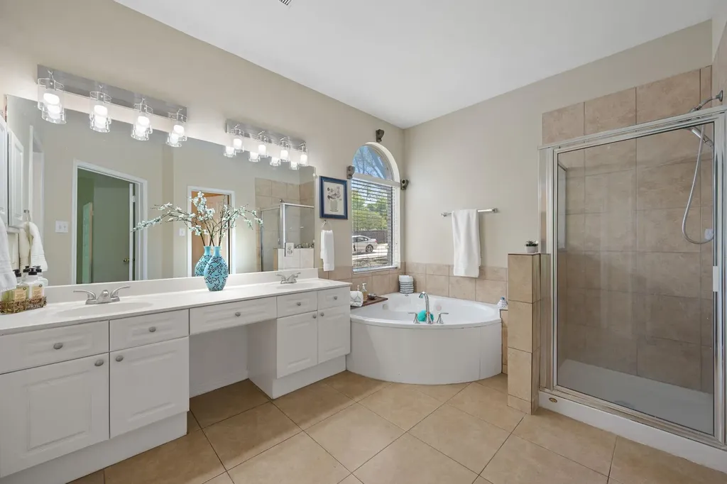 2054 Kimbrook Drive Round Rock TX 78681