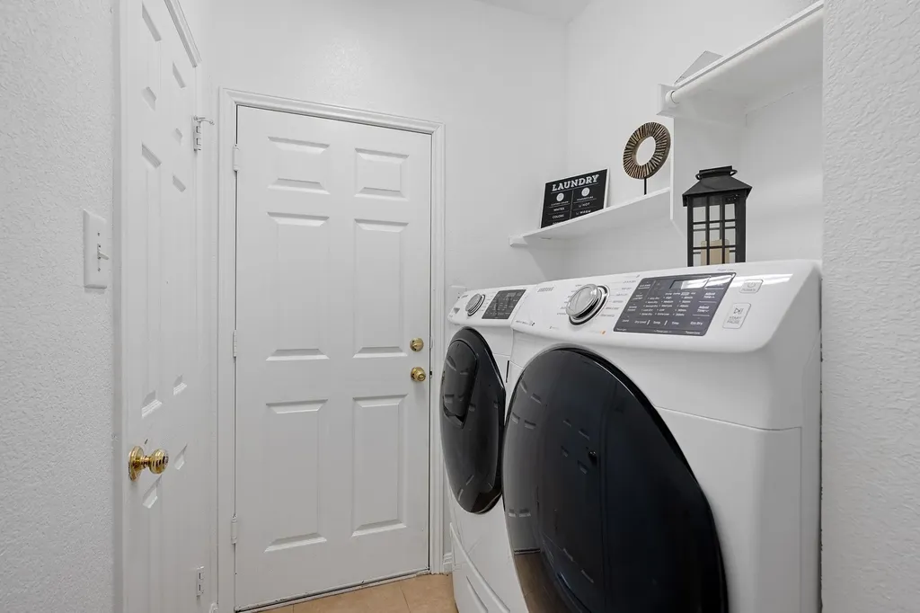 2054 Kimbrook Drive Round Rock TX 78681