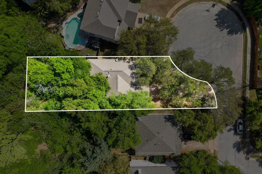 2054 Kimbrook Drive Round Rock TX 78681