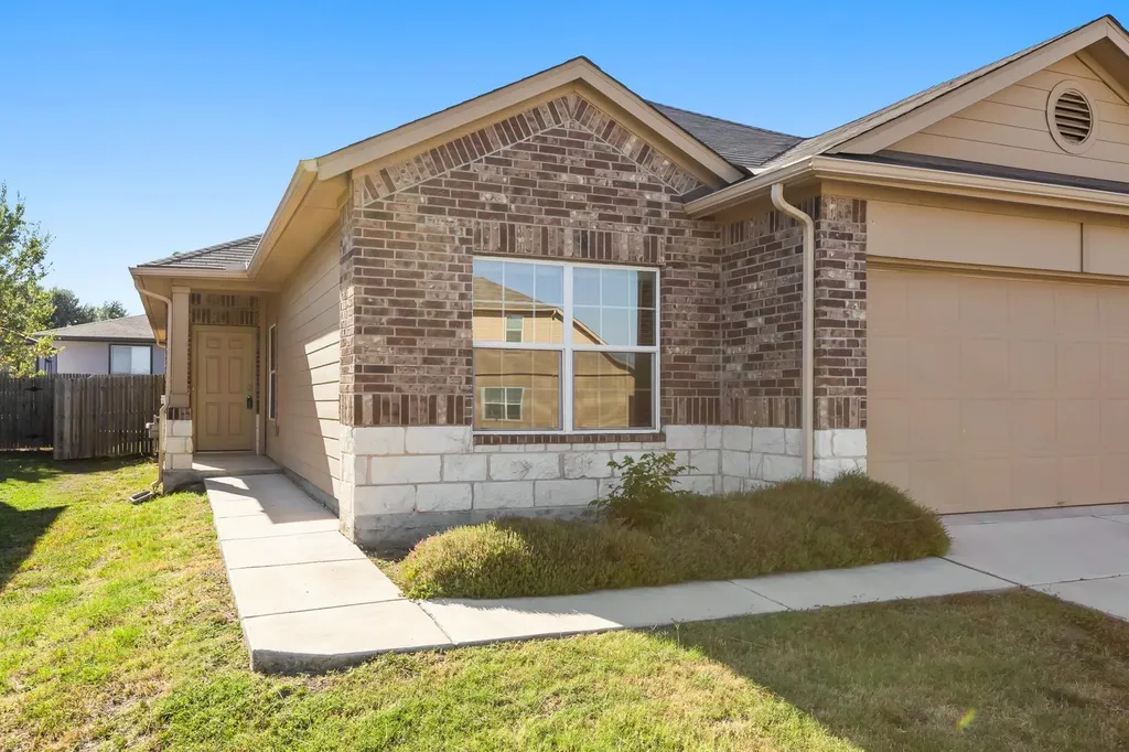 365 Cibolo Creek Drive Kyle TX 78640