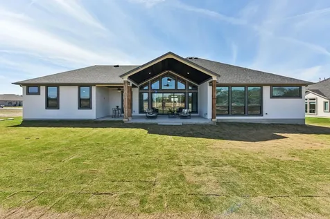 1400 Paxton Lane Florence TX 76527