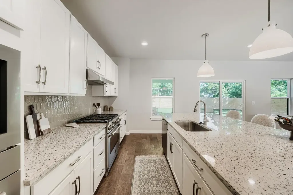 8012 Gault Street Austin TX 78757