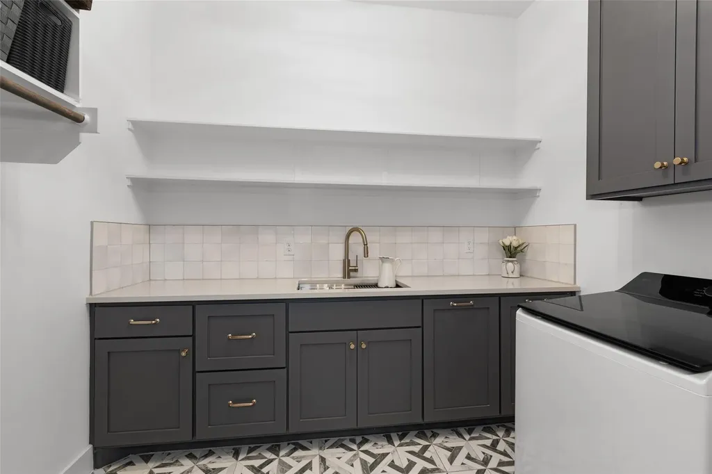 21408 Lakefront Drive Lago Vista TX 78645