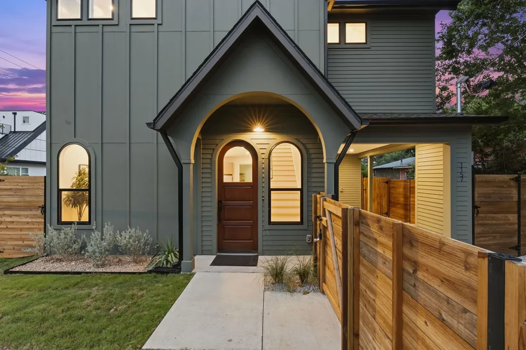 1157 Nickols Avenue Austin TX 78721