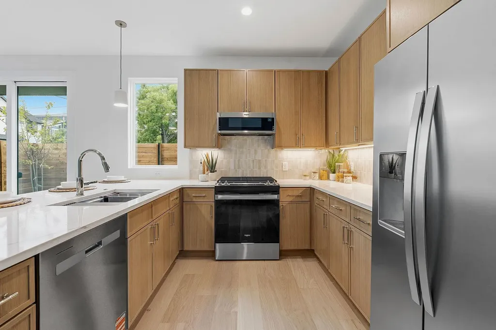 1157 Nickols Avenue Austin TX 78721