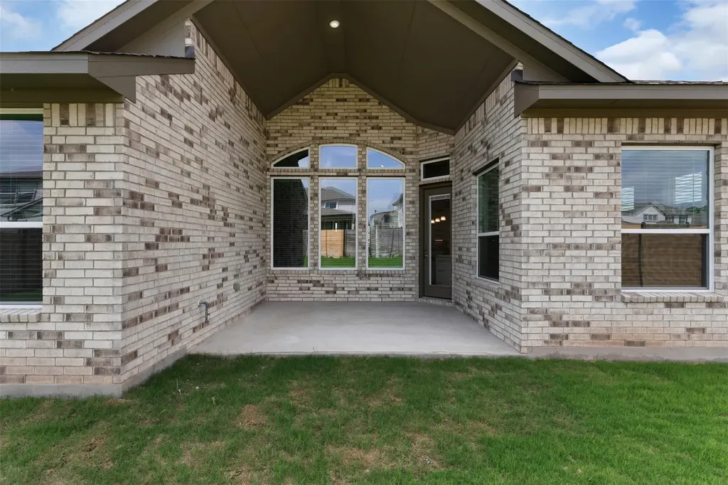 128 Sandrock Trail Georgetown TX 78633