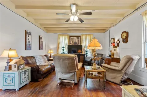 3848 S Highway 304 Rosanky TX 78953