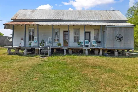 3848 S Highway 304 Rosanky TX 78953