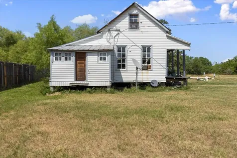 3848 S Highway 304 Rosanky TX 78953