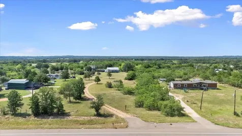 3848 S Highway 304 Rosanky TX 78953