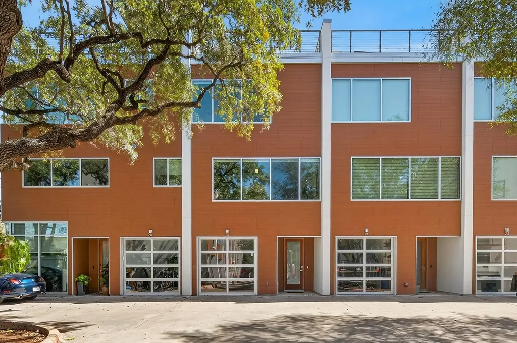 2301 S 5th Street Austin TX 78704