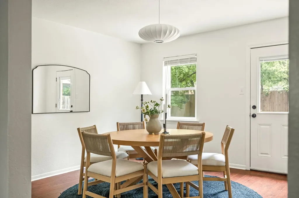 304 Clearsky Circle Austin TX 78745