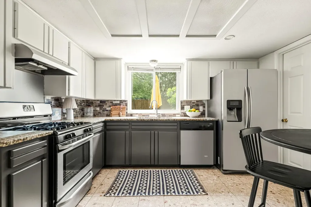 304 Clearsky Circle Austin TX 78745