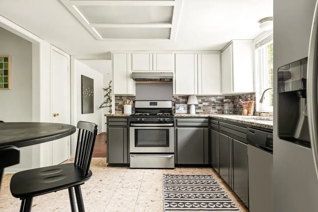 304 Clearsky Circle Austin TX 78745