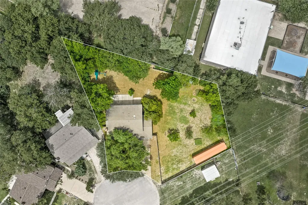 304 Clearsky Circle Austin TX 78745