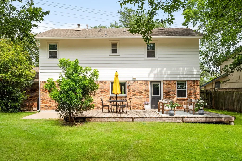 304 Clearsky Circle Austin TX 78745