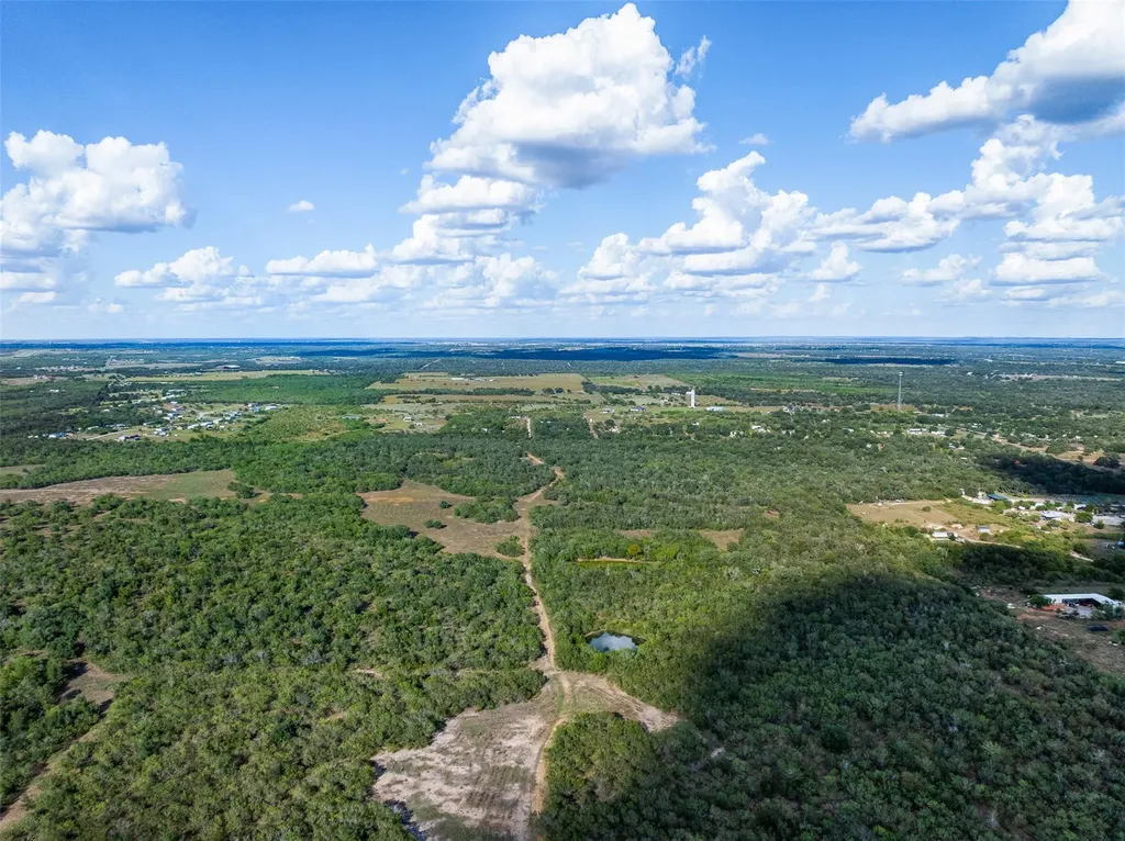 399 Seals Creek Road Lockhart TX 78644