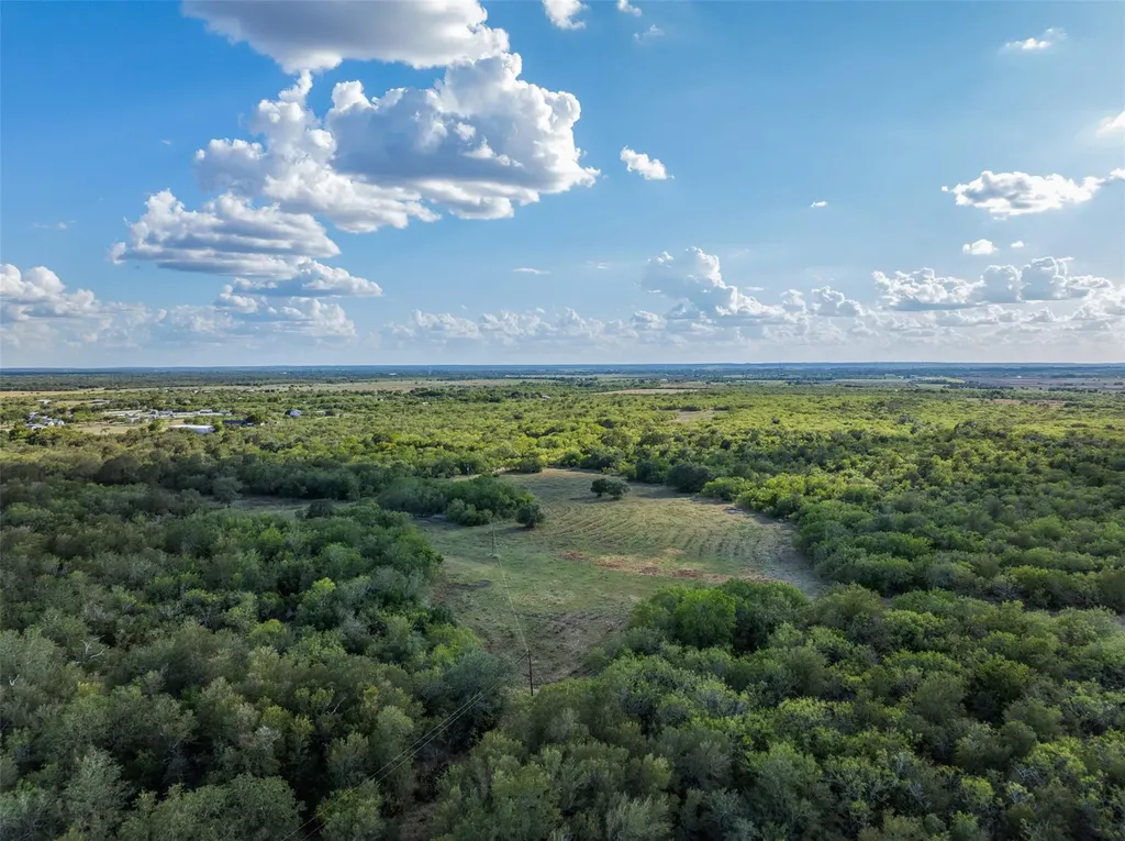 399 Seals Creek Road Lockhart TX 78644