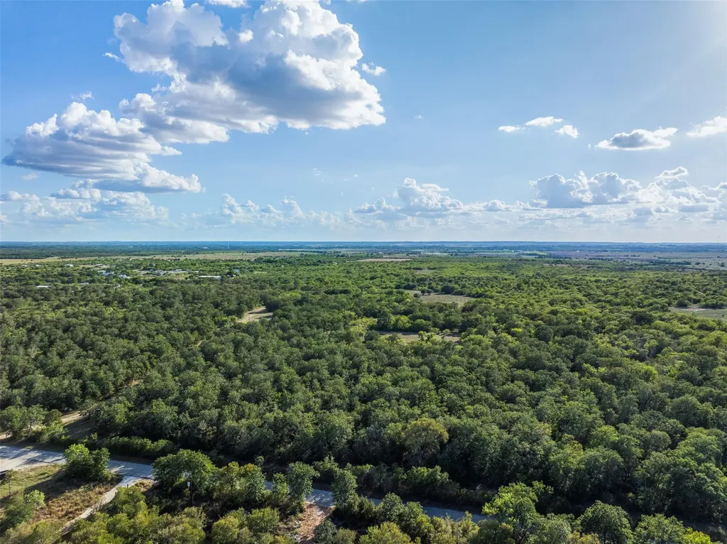 399 Seals Creek Road Lockhart TX 78644
