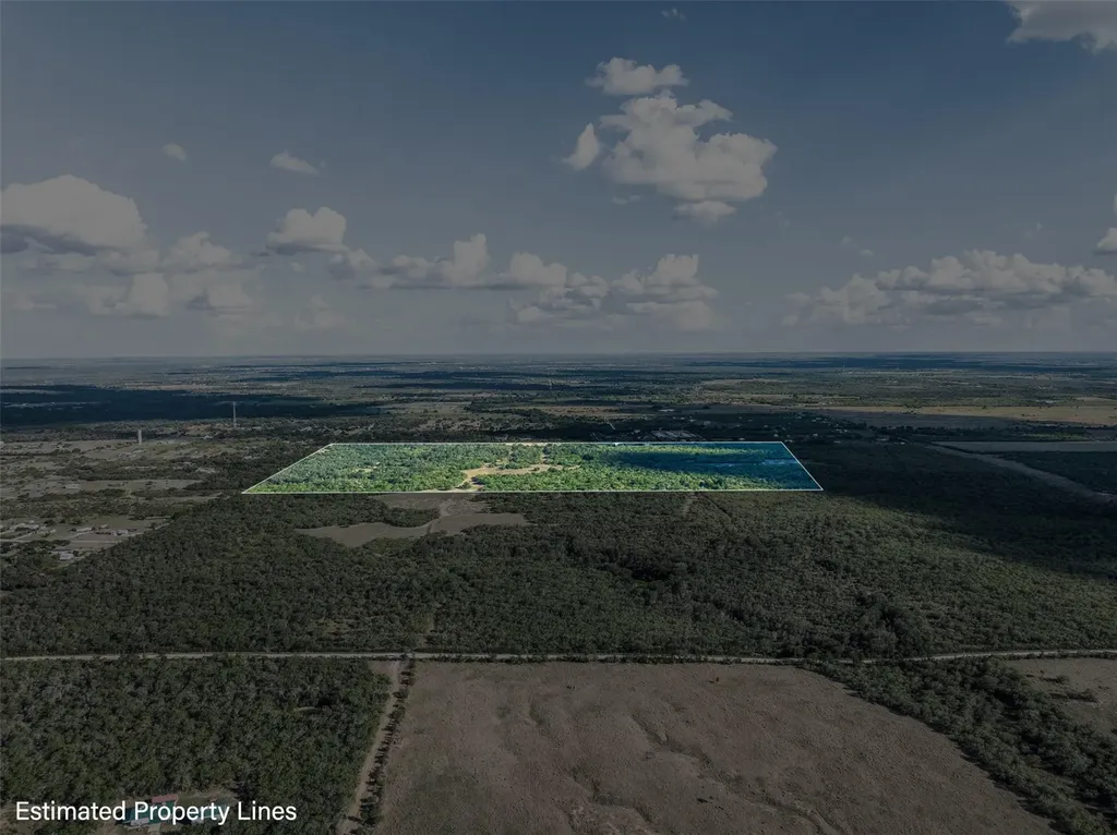 399 Seals Creek Road Lockhart TX 78644