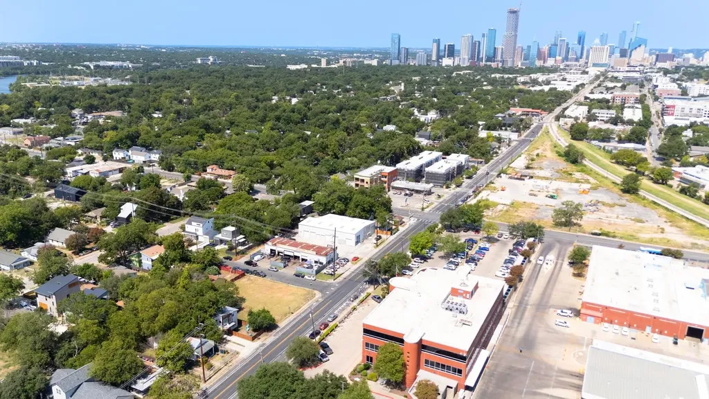 2907 E 5th Street Austin TX 78702