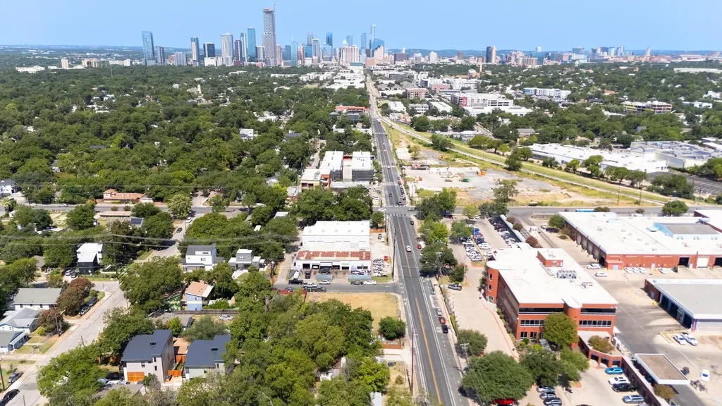 2907 E 5th Street Austin TX 78702
