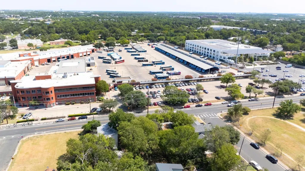 2907 E 5th Street Austin TX 78702