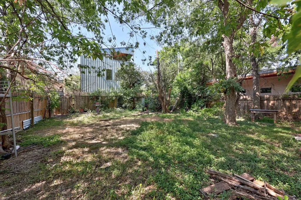 2907 E 5th Street Austin TX 78702