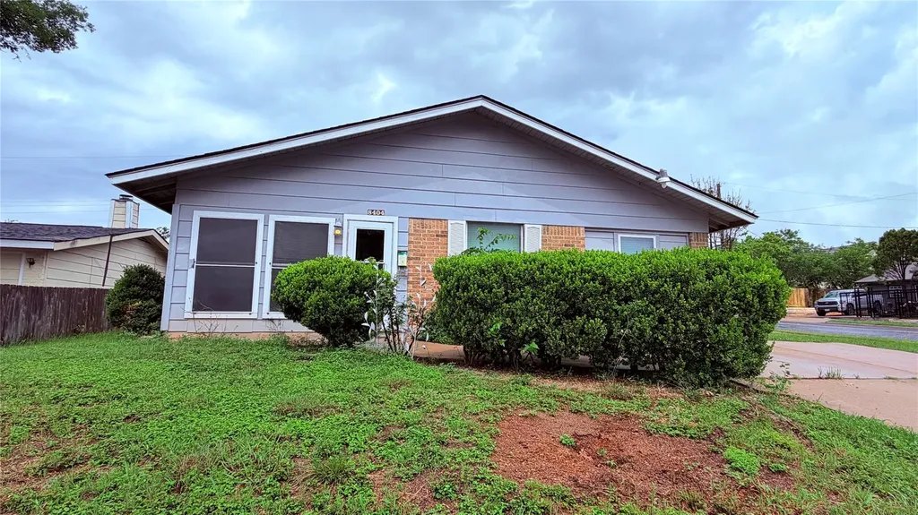 8404 Maine Drive Austin TX 78758