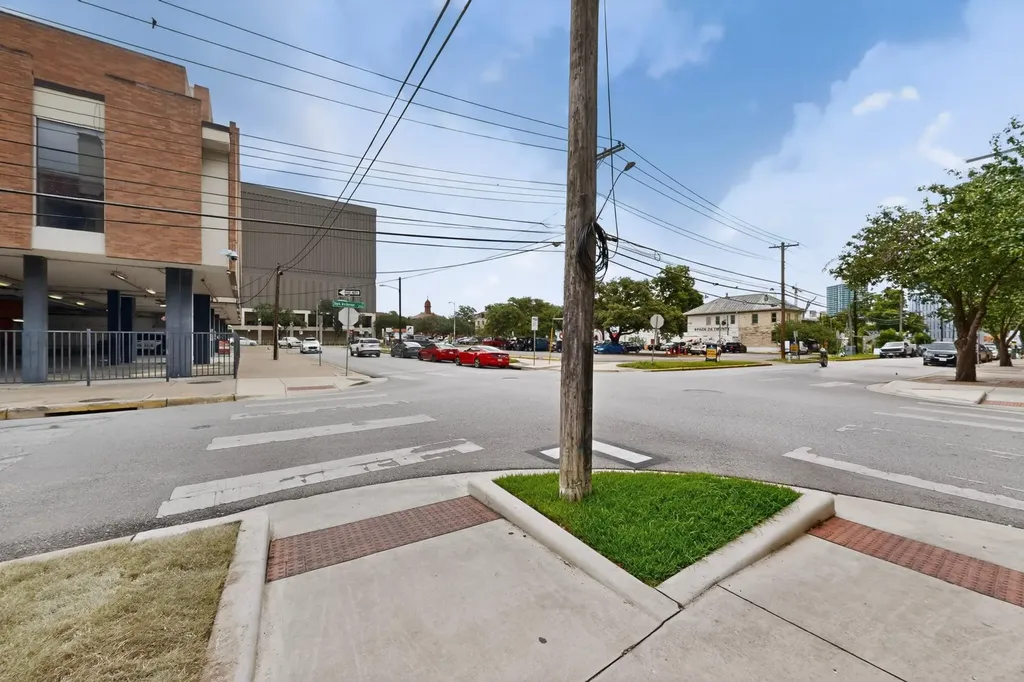 501 W 26th Street Austin TX 78705