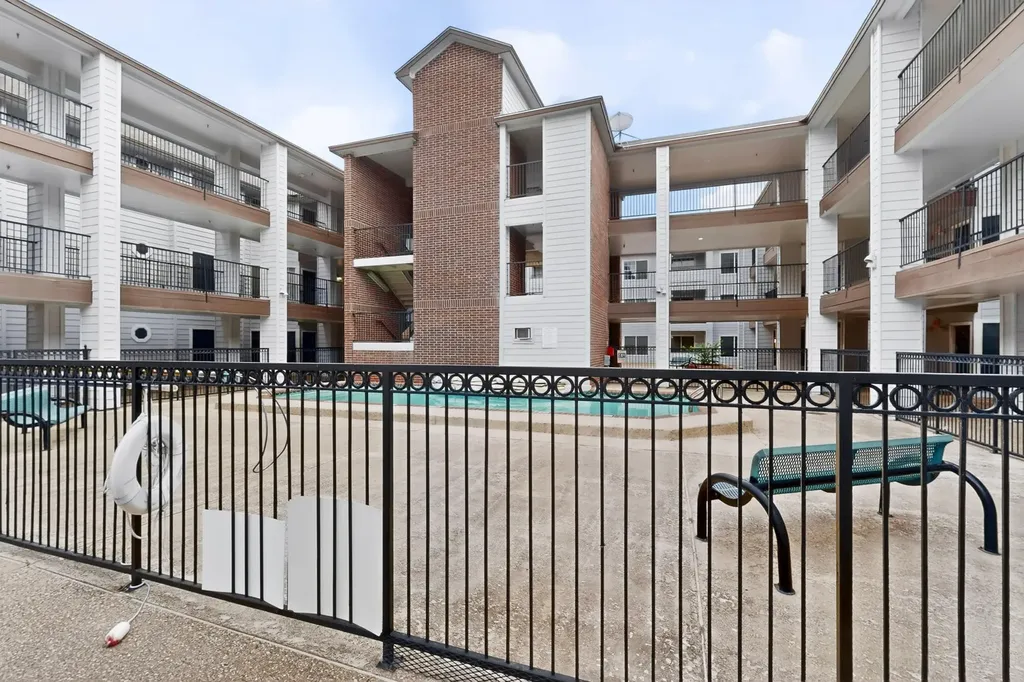 501 W 26th Street Austin TX 78705