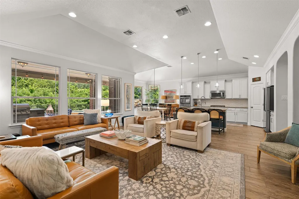 404 Freeman Park Place Round Rock TX 78665