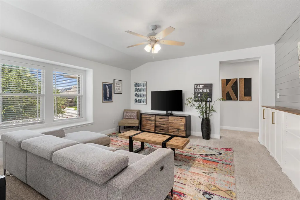 404 Freeman Park Place Round Rock TX 78665