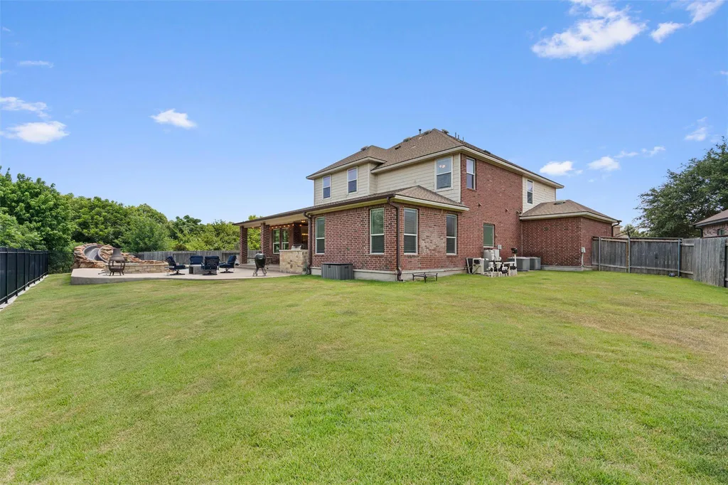 404 Freeman Park Place Round Rock TX 78665