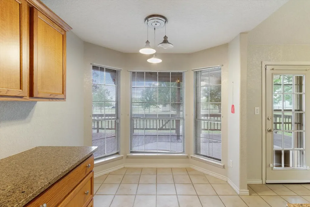 53 Tina's Trail Martindale TX 78655