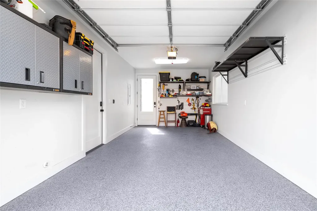 2004 Chestnut Avenue Austin TX 78722