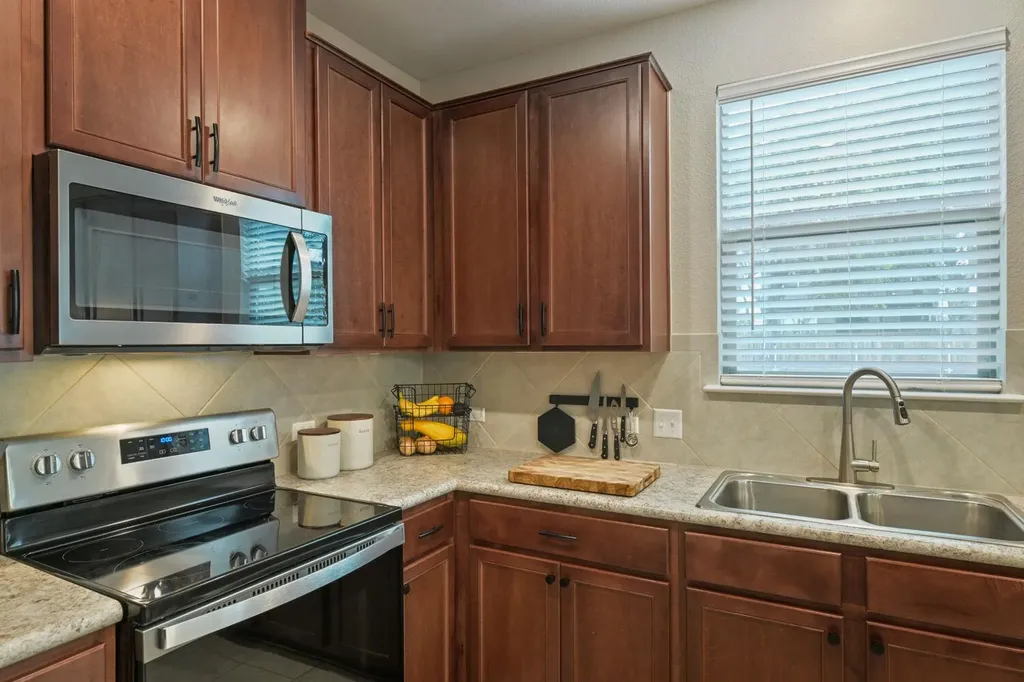 175 Gustaf Trail Kyle TX 78640
