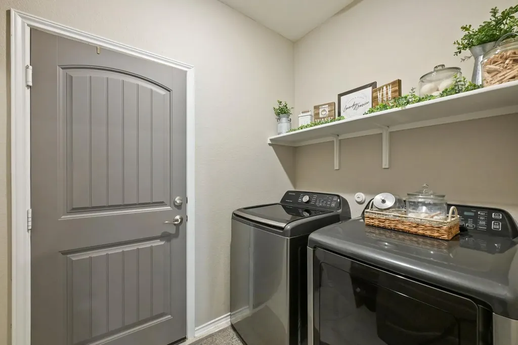 175 Gustaf Trail Kyle TX 78640