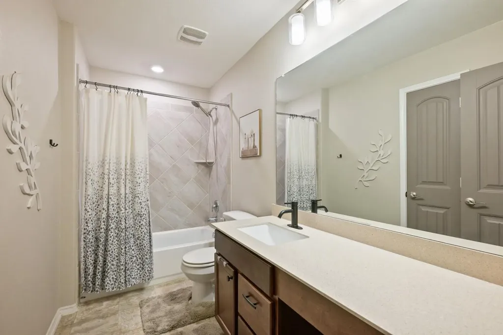 175 Gustaf Trail Kyle TX 78640