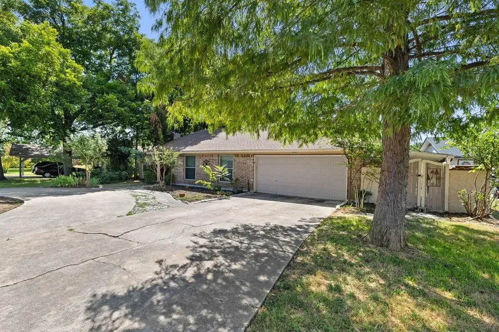 9513 Braeburn Glen Austin TX 78729